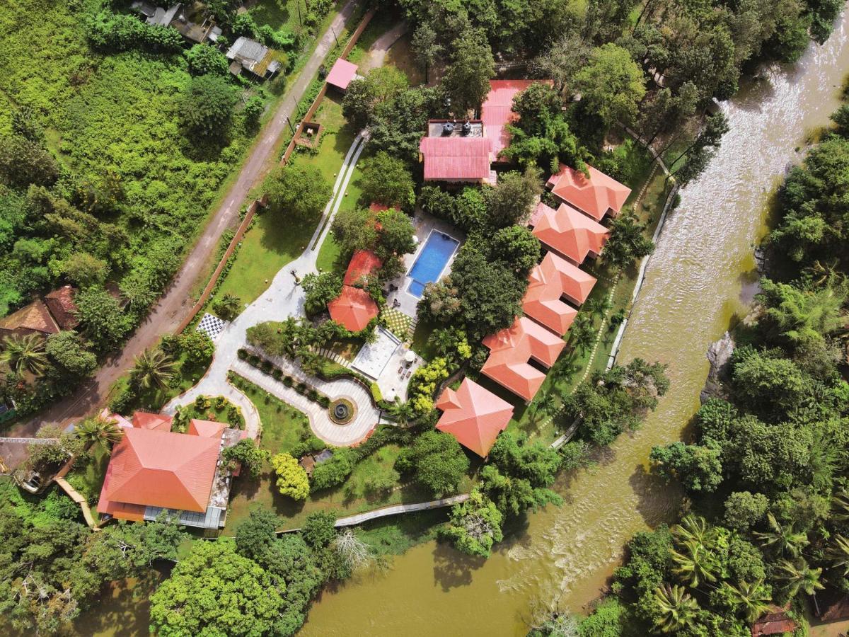Regenta Jungle Resort Kabini Springs Begūr Buitenkant foto